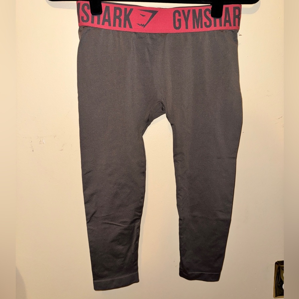 Free- Gymshark Leggings with Pink Logo Waistband